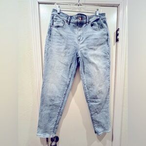 Talbots Everyday Relaxed Light Wash Jeans